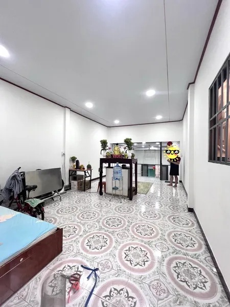 Bán nhà quận 6 - Hẻm xe hơi 70tr/m2 - Nhà nở hậu còn mới ở ngay 6.2 T (Tin Hết Hạn)