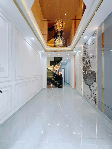 Nhà đẹp 2 tầng 3pn 3WC - 39,5 m2 - Nguyễn Thần Hiến. 4,5 tỷ (Tin Hết Hạn)