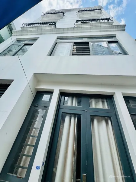 Quận 3, HXH, nhà mới, khu trung tâm, chính chủ bán GẤP giá chỉ 10.5 TỶ (Tin Hết Hạn)