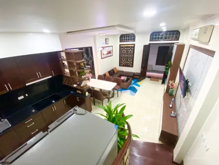 Chủ chuyển nhà cần bán phố Nguyễn Viết Xuân 40m, 5 tầng 3 ngủ, giá chỉ hơn 9 tỷ (Tin Hết Hạn)