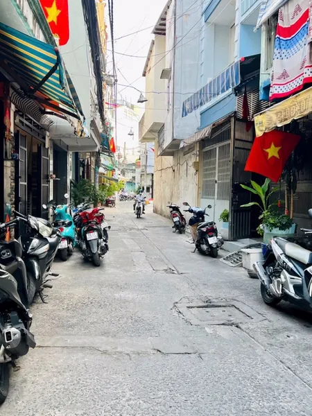 Quận 11, Hẻm xe hơi Đội Cung, phường 9, 32m2, 4 tầng, 4PN, nhỉnh 5 tỷ (Tin Hết Hạn)