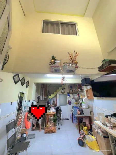 Nhà 3 tầng hẻm 4m ngay Hoàng Diệu sát Q1. Chỉ 3,75 tỷ (Tin Hết Hạn)