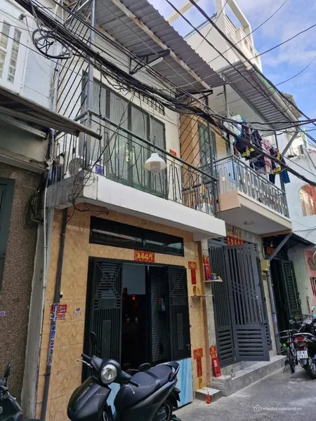 Quận 11 đường Đội Cung, phường 11, 30m2, 2 tầng, nhỉnh 4 tỷ (Tin Hết Hạn)