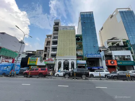 Giảm 9 tỷ, bán nhà MT Hoàng Văn Thụ, P15, Q Phú Nhuận, DT 8 x 18m, HĐT 125 triệu (Tin Hết Hạn)