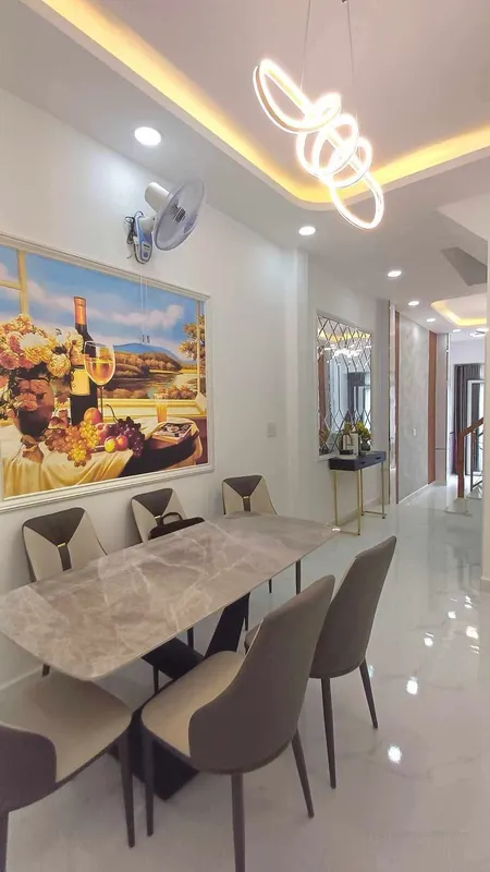 Bán nhà đẹp hẻm xe tải thông, 35m2 2 tầng BTCT, thuận lợi mở văn phòng, kinh doa (Tin Hết Hạn)