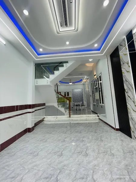 Cần bán gấp nhà 3 tầng, hẻm ô tô thông Đình Phong Phú Tăng Nhơn Phú B, 64m2 (Tin Hết Hạn)