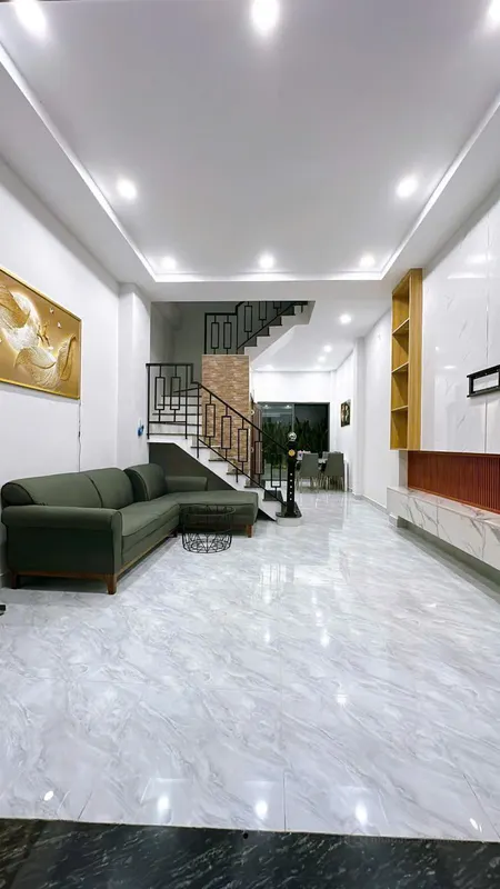 Nhà đẹp 4 tầng 3 pn - 53,7 m2 (4,07 x 13) - Đoàn Văn Bơ. 5,5 tỷ (Tin Hết Hạn)