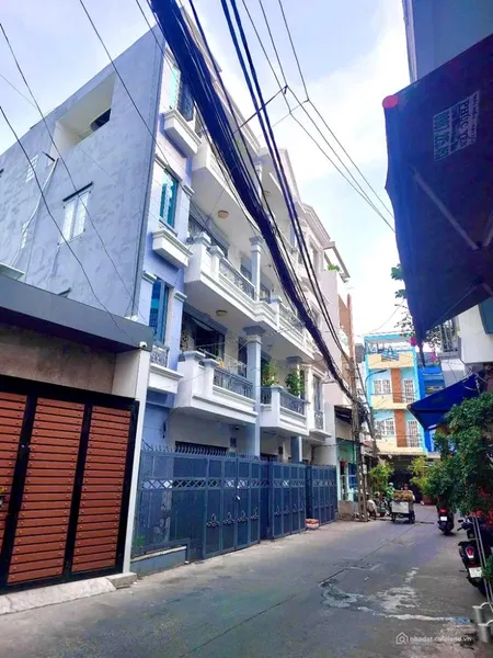 Quận 11, HXH Lạc Long Quân phường 5, 58m2, 4 tầng, nhỉnh 8 tỷ (Tin Hết Hạn)