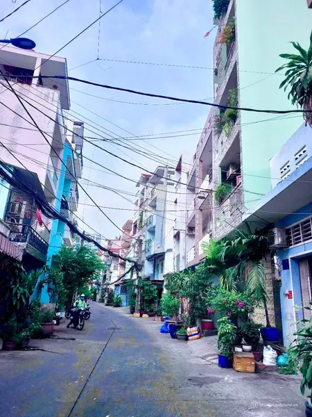 Quận 11, HXT Lạc Long Quân Phường 5, 58m2, 4 tầng, nhỉnh 8 tỷ (Tin Hết Hạn)