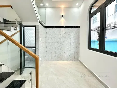 Bán nhà Cách Mạng Tháng Tám, DT : 50m2 - Sổ Vay Bank - Giảm Về Chỉ 7.3 tỷ (Tin Hết Hạn)