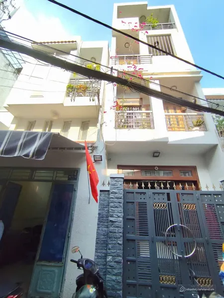 Nhà 3 tầng Trường Chinh ngay Bảy Hiền, chỗ đậu ô tô, 5.5 tỷ (Tin Hết Hạn)