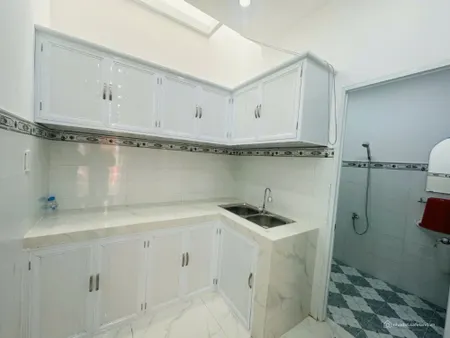 Nhà rộng 2 tầng, cạnh mặt tiền Trường Chinh, 3.75 tỷ (Tin Hết Hạn)