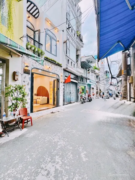 Bán nhà Phú Nhuận 2 tầng cực đẹp hẻm xe tải (Tin Hết Hạn)