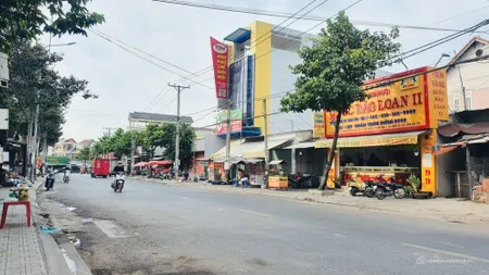 Bán nhà sổ hồng thổ cư 100% kề chợ đường nguyễn văn tiên phường Tân Phong (Tin Hết Hạn)