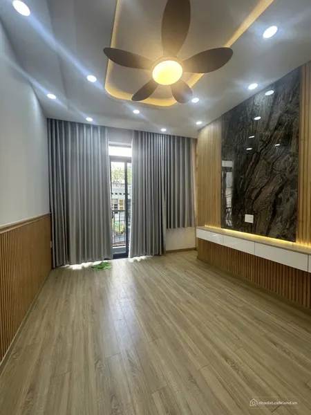 Nhà mới xây mặt tiền đường số ngay Vĩnh Hội. Chỉ 12,4 tỷ (Tin Hết Hạn)
