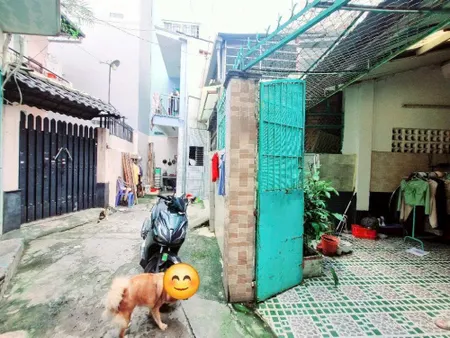 Bán nhà Hẻm 115 Nguyên Hồng thực tế 76m2 công nhận 61 nhà 2 tầng (Tin Hết Hạn)