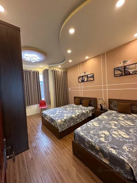 Nhà đẹp 28,6 m2, 4 tầng, hẻm 3m Trần Hưng Đạo liền kề Q1. 5,98 tỷ (Tin Hết Hạn)