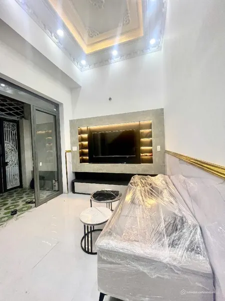 Nhà mới ở ngay, full nội thất, ngay đào tông nguyên, nhà bè, 2 lầu, 3 phòng ngủ (Tin Hết Hạn)