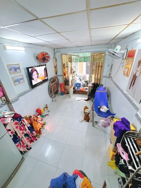 Nhà đường số 6m ngay Vĩnh Hội - 3 tầng HC đủ. Chỉ 5,5 tỷ (Tin Hết Hạn)