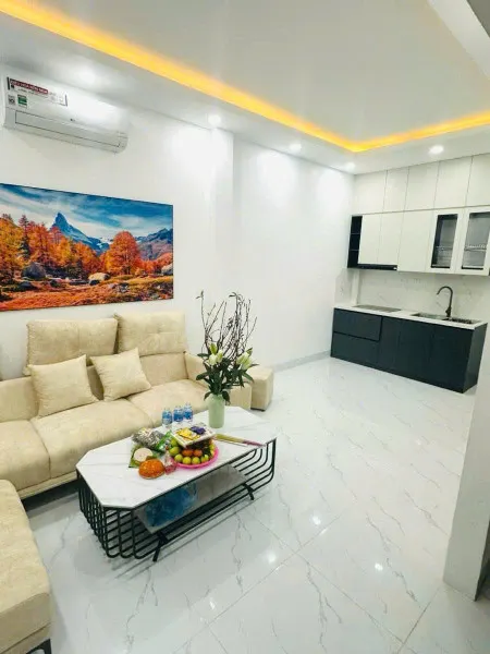 Cho thuê nhà nguyên căn Hòa Bình 4 Minh Khai, 30m2x5 tầng, 3 ngủ khép kín. 12,5 Triệu