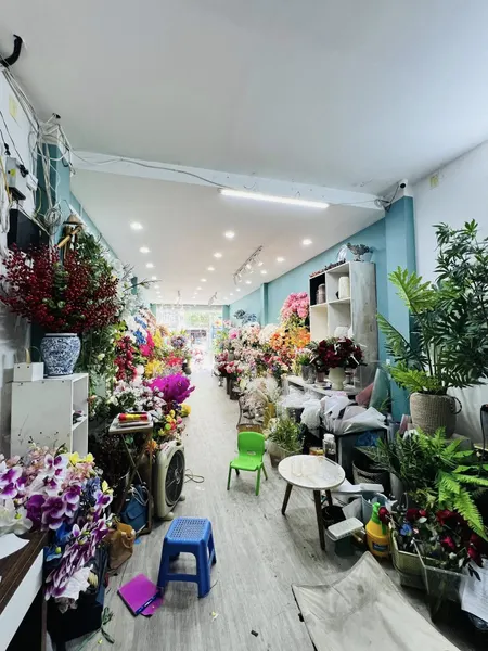 MẶT PHỐ SÀI ĐỒNG LÔ GÓC VỈA HÈ KINH DOANH SẦM UẤT