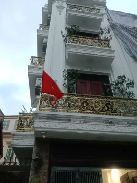 Phúc Đồng, Long Biên lô góc ngõ thông ô tô qua nhà
