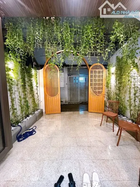 Chốt Ngay Nhà Ngay Đường Huỳnh Văn Bánh, Phú Nhuận - 2 Tỷ 800/ Dt 58m2 - Sổ Hồng Riêng