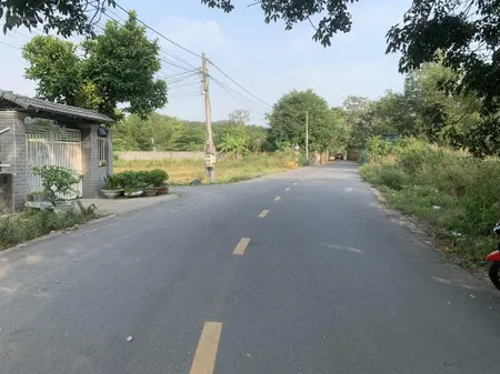 Bán đất đẹp 404m2 100m2 tc đường nhựa đẹp 8m giá chỉ 5tr/m2 tài 0707 004 ***