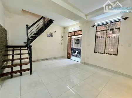 Siêu hiếm! Xe hơi đến nhà T.Q.Đ, P5 TT Phú Nhuận, ngang khủng 6m, 36m2, 3 tầng, nhỉnh 5 tỉ