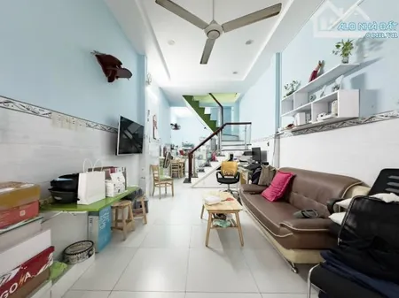 BÁN NHÀ ĐẤT THÁNH, P.6, TÂN BÌNH – NGAY CÔNG VIÊN LÊ THỊ RIÊNG-36m2- 3PN- 5.3 TỶ