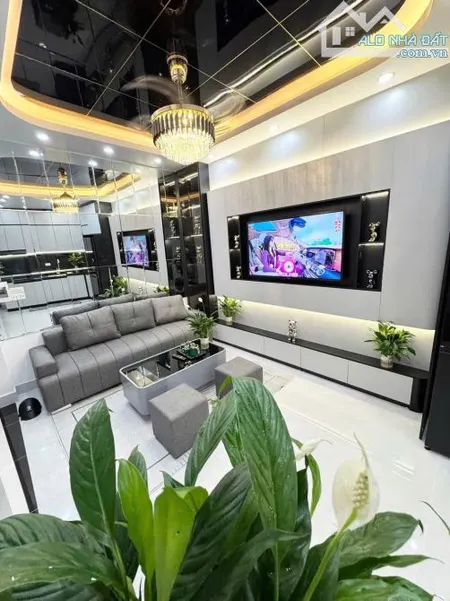 🔥 BÁN NHÀ TRẦN KHÁT CHÂN – HAI BÀ TRƯNG🔥 💥 DT 30M, Chỉ 5,68 Tỷ – Nhà 4 Tầng, FULL THẤT