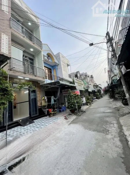 NHÀ TRỆT 2 LẦU 4 PHÒNG NGỦ ĐS 15 KDC THỚI NHỰT 1 GẦN BÊN CHỢ & CÔNG VIÊN, AN KHÁNH, NINH K