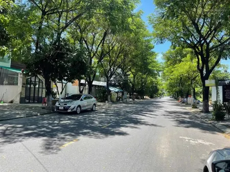 Cặp đường 10.5m trần nguyên đán sát biển hoà minh