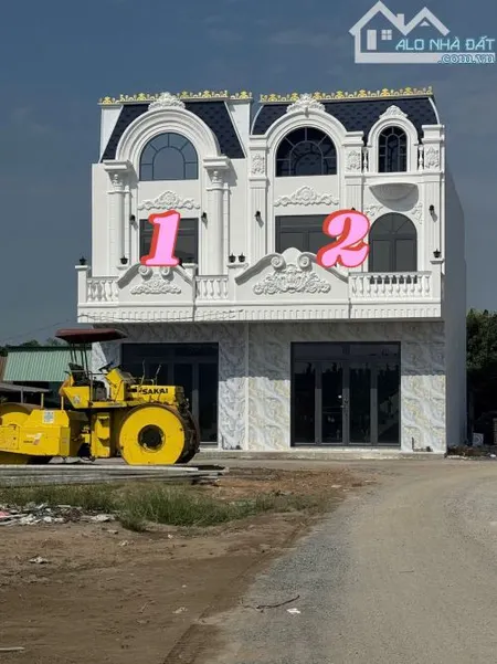 NHÀ 2 TẦNG GẦN KHU CÔNG NGHIỆP CẦU TRÀM CÁCH CHỢ BÌNH CHÁNH 5KM