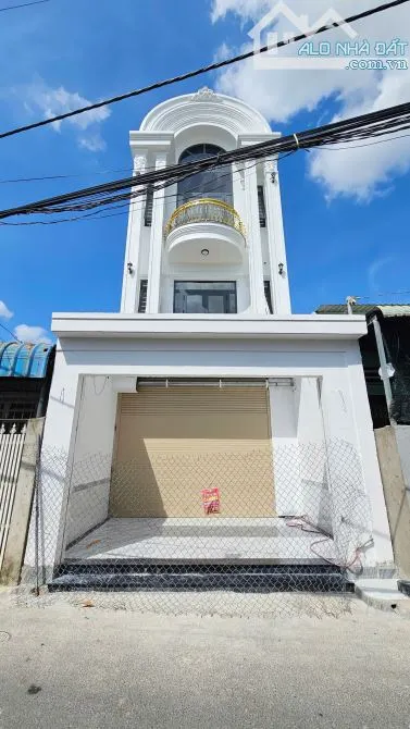 Bán nhà 1 trệt 2 lầu Tân Cổ Điển MT đường p.Đông Hòa Tp.Dĩ An chỉ 5tyy500 TL M6953