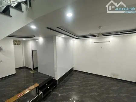 🔥 CHÍNH CHỦ CẦN BÁN GẤP NHÀ 2 TẦNG MẶT TIỀN TRẦN CAO VÂN – GIÁ SIÊU MỀM! 🔥