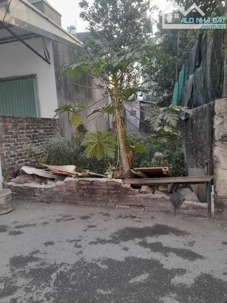 ĐẤT ĐỒNG MAI YÊN NGHĨA ÔTÔ ĐỖ CỬA GẦN CÂY XĂNG ĐỒNG MAI