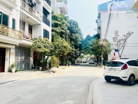 ĐẤT PHÂN LÔ PHÚ DIỄN CẠNH ĐH TÀI NGUYÊN MÔI TRƯỜNG 45M, MT 3.6M -12 TỶ, VỈA HÈ, OTO TRÁNH