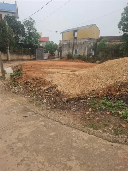 Bán đất tân dĩnh, lạng giang, bắc giang. 143m2 lô góc. giá 650tr