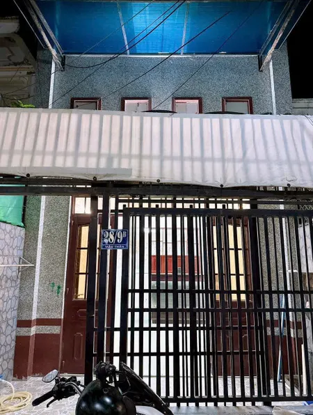 Bán căn nhà trệt lửng mâm đúc hẻm 28, mậu thân, giá bán 2,5 tỷ