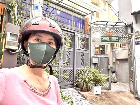 CHỦ THIỆN CHÍ BÁN NHÀ TRONG KHU  CAO TẦNG- GẦN TRƯỜNG HỌC, CHỢ- ĐƯỜNG TÔN THẤT THUYẾT- RA KHÁNH HỘI, BẾN VÂN ĐỒN - ĐƯỜNG NÀO CÚNG THUẬN TIỆN.