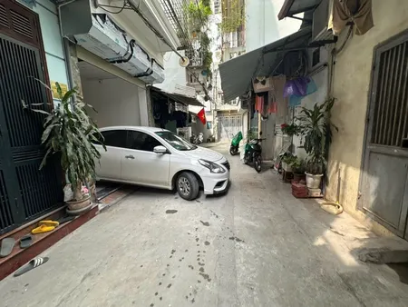 Ngọc Thuỵ, Long Biên nhà mới ở ngay 2 thoáng trước sau, gara ô tô