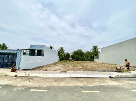 Chính chủ bán đất 92m² – mặt tiền QL1A, trung tâm TP. Tân An – SHR – giá chỉ 1 tỷ 300 triệu