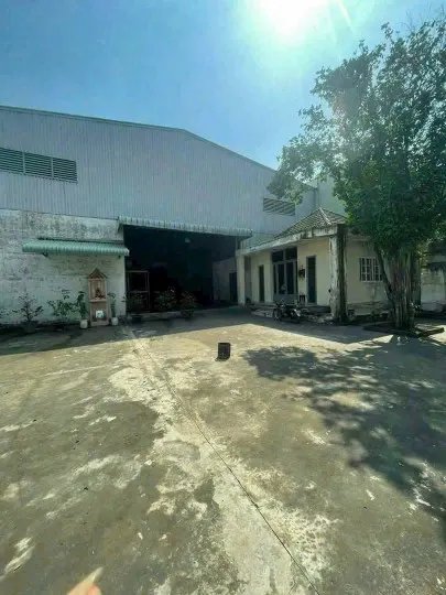Nhà xưởng mặt tiền xã Lê Minh Xuân, Bình Chánh tổng dt 1600m2 giá 30 tỷ