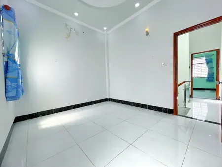 Bán căn nhà hẻm 216, đường 3/2, 1 trệt 1 lầu, giá bán 2,58 tỷ