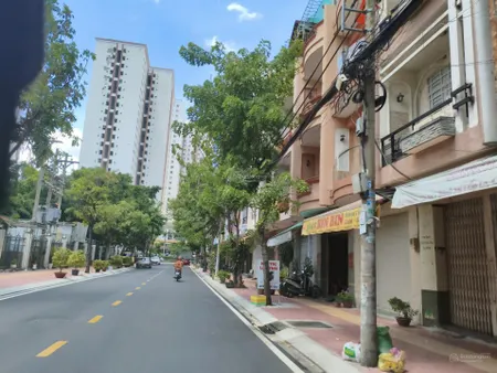Bán MT phân lô ngay Chợ Bình Điền Quận 8, 4 tầng BTCT, 5x16m, chỉ 6.95 tỷ. SHR, hoàn công chuẩn