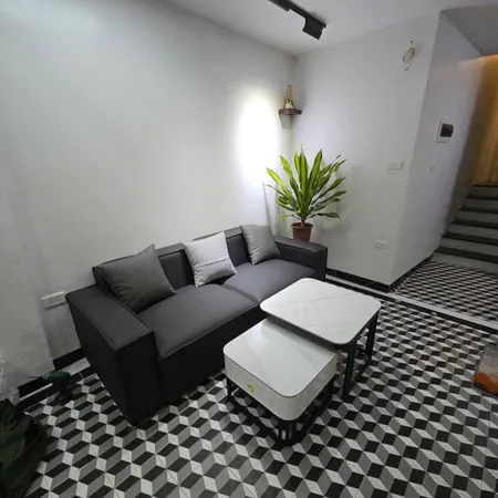 TÂY SƠN ĐỐNG ĐA 6T THANG MÁY CHỈ VIỆC XÁCH VALI VỀ Ở