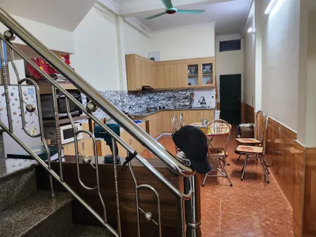 Bán nhà đối diện ô tô Hoa Ba