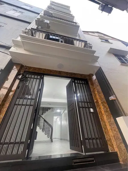 CHÍNH CHỦ CHO THUÊ NHÀ NGUYÊN CĂN 6 TẦNG CÓ THANG MÁY