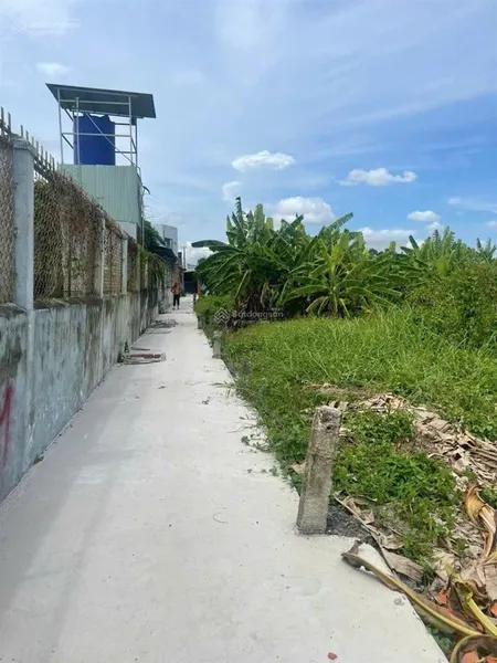 Chủ bán lô đất có thổ 1000m2 giá 1.6 tỷ có tl , sổ sẵn, thạnh đức, bến lức